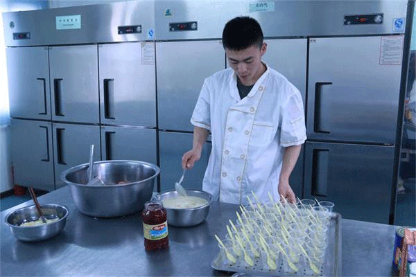 枪炮卷饼卡车_枪炮卷饼卡车手游_枪炮卷饼卡车中文